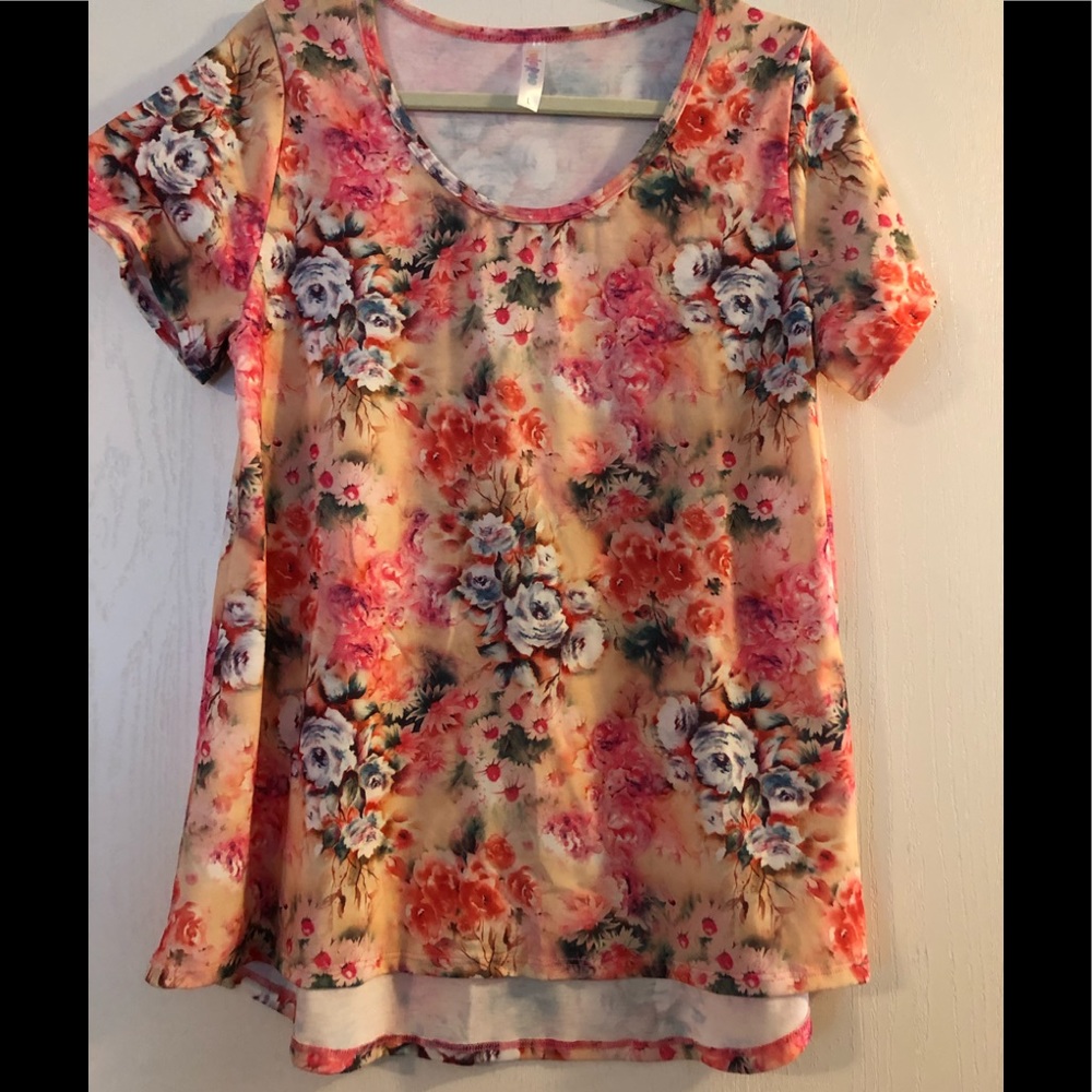 Floral Lularoe Classic T NWOT